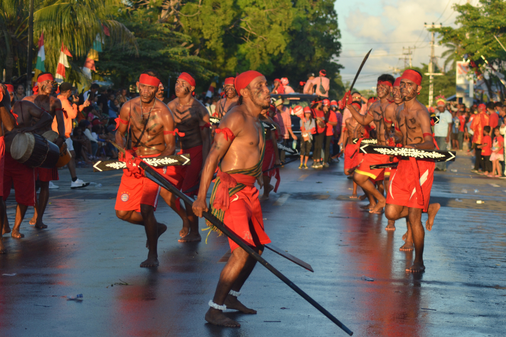 Cakalele Tari Perang Tradisional Maluku Untuk Menghormati Nenek Moyang