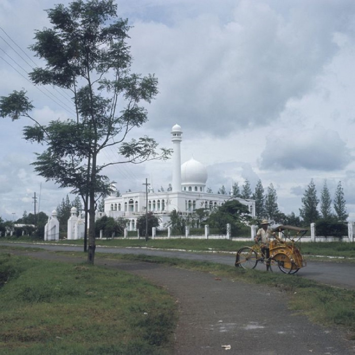 Sejarah Hari Ini (19 November 1953) - Masjid Al-Azhar ...