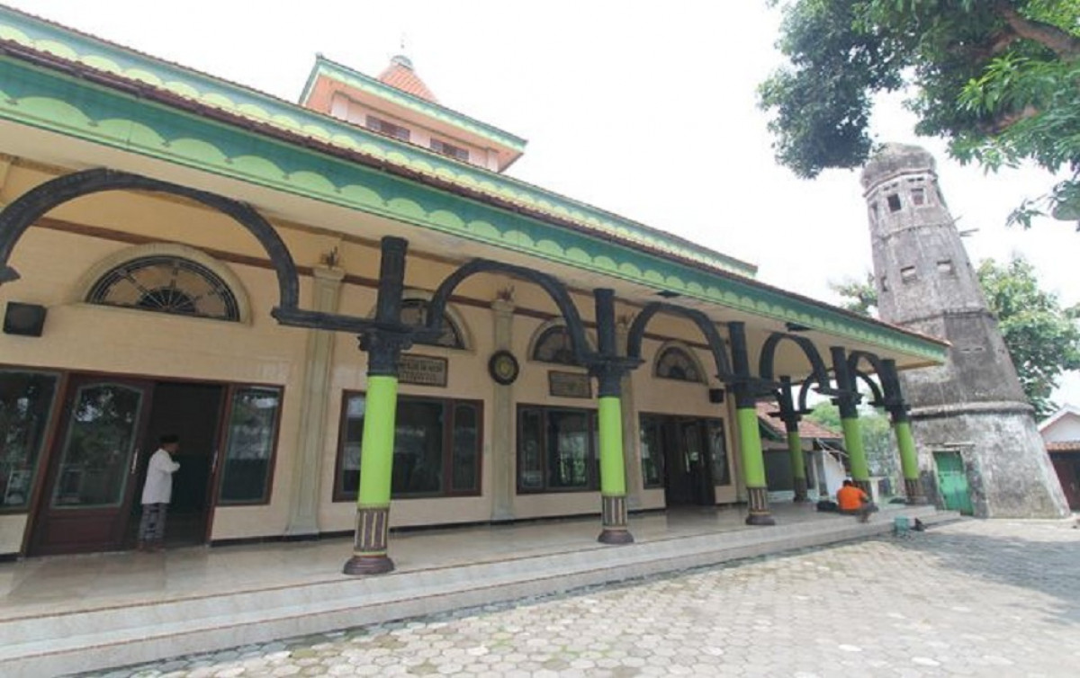 Masjid Madiopuro